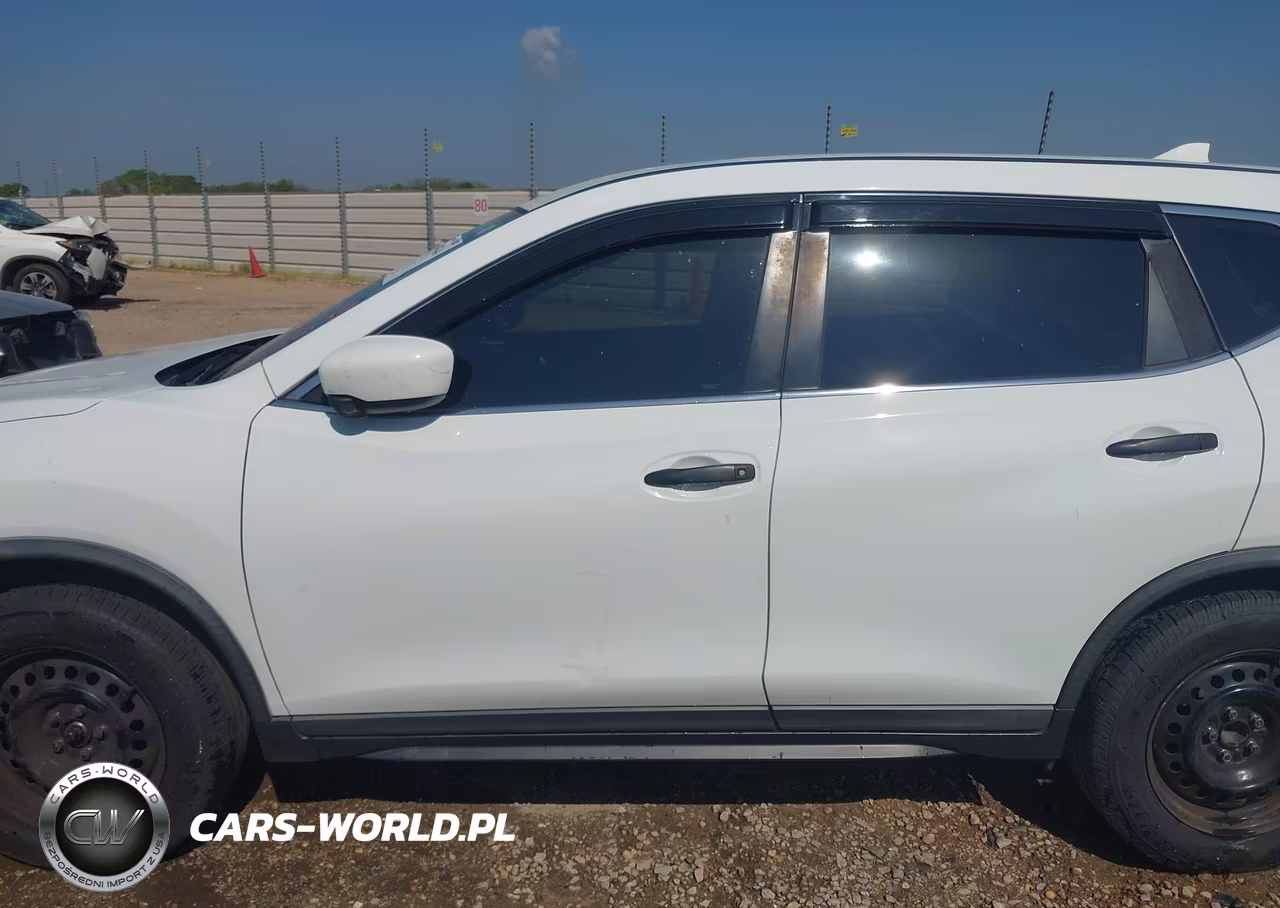 2018 Nissan Rogue S VIN:KNMAT2MT3JP559532 - 14