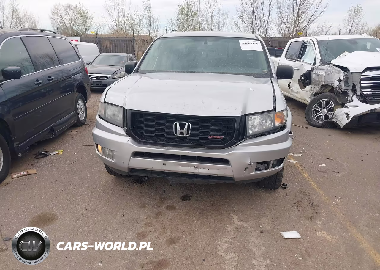 2014 Honda Ridgeline Sport VIN:5FPYK1F74EB011994 - 12