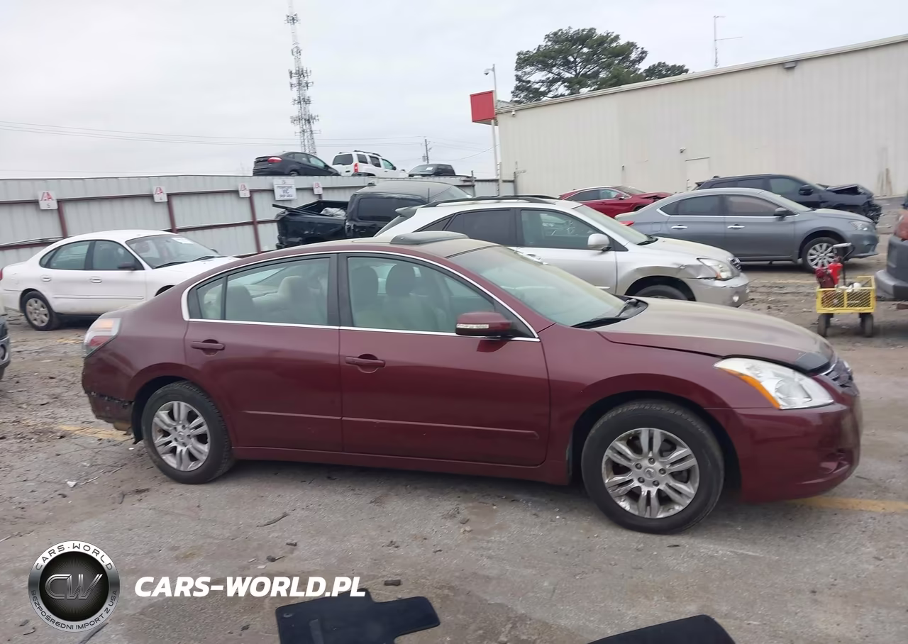 2011 Nissan Altima 2.5 S VIN:1N4AL2AP0BN440556 - 13
