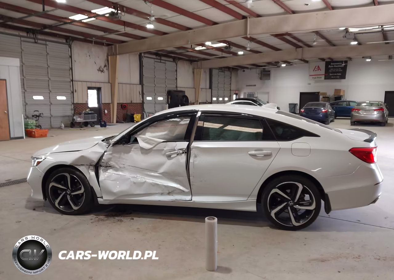 2019 Honda Accord Sport VIN:1HGCV1F33KA015337 - 13