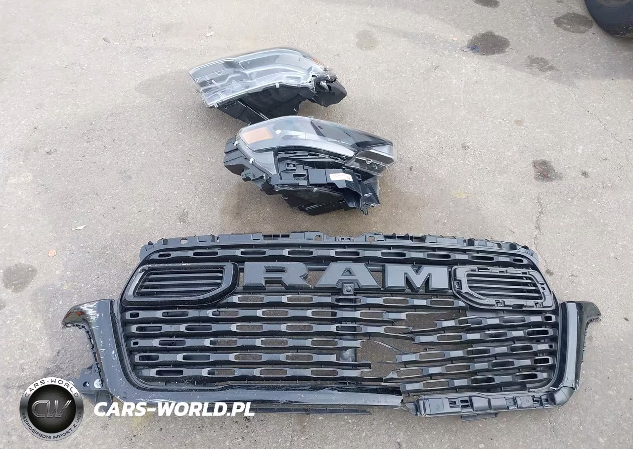 2025 Ram 1500 Tradesman 4X4 5'7 Box VIN:1C6RRFGG7SN678258 - 12
