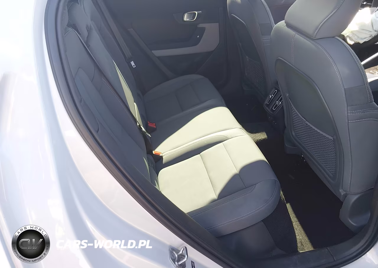 2022 Polestar 2 Long Range Dual Motor VIN:LPSED3KA7NL055819 - 8