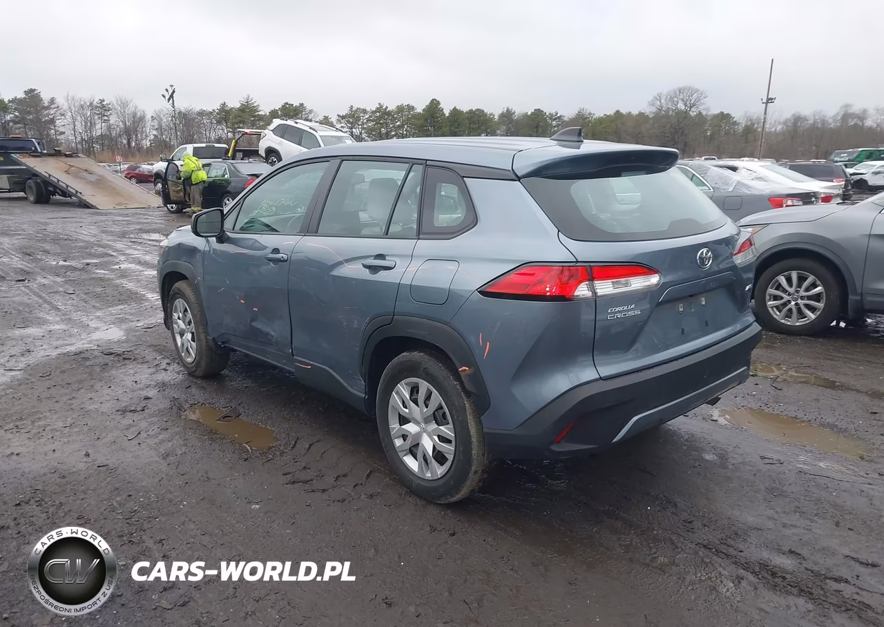 2023 Toyota Corolla Cross L VIN:7MUAAABG8PV056265 - 3