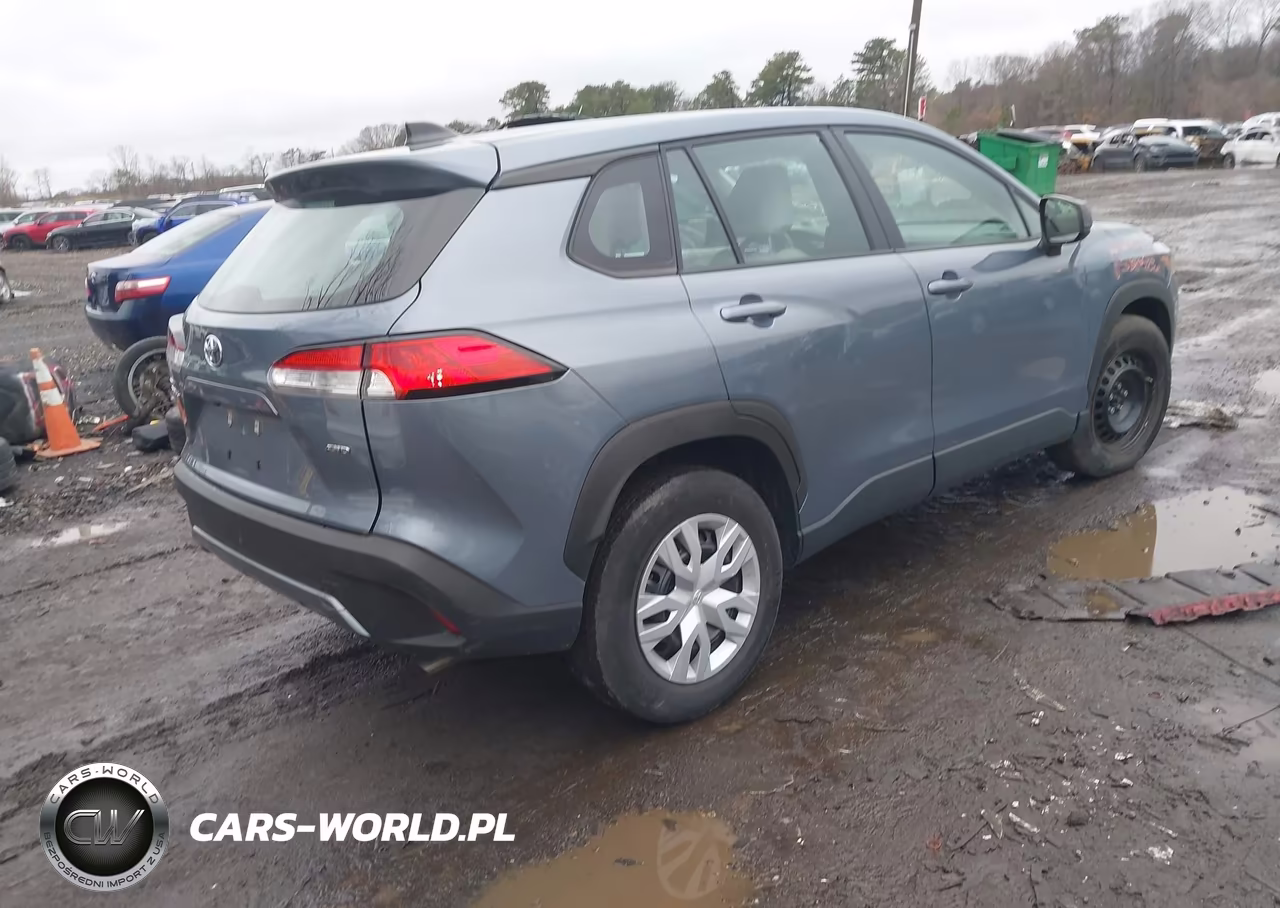 2023 Toyota Corolla Cross L VIN:7MUAAABG8PV056265 - 4
