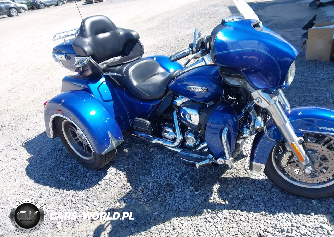 2017 Harley-Davidson Flhtcutg Tri Glide Ultra