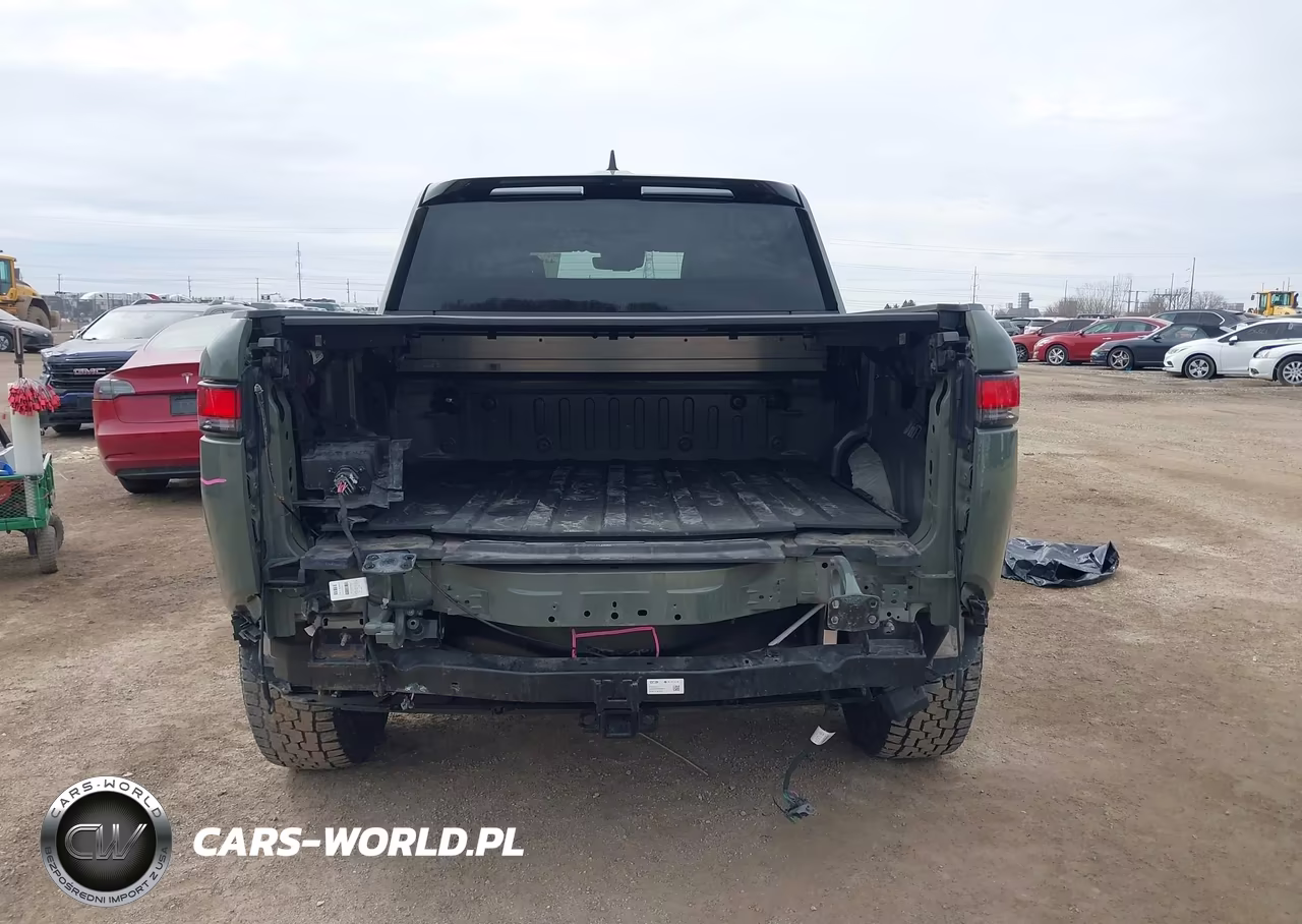 2022 Rivian R1T Launch Edition VIN:7FCTGAAL5NN004914 - 17