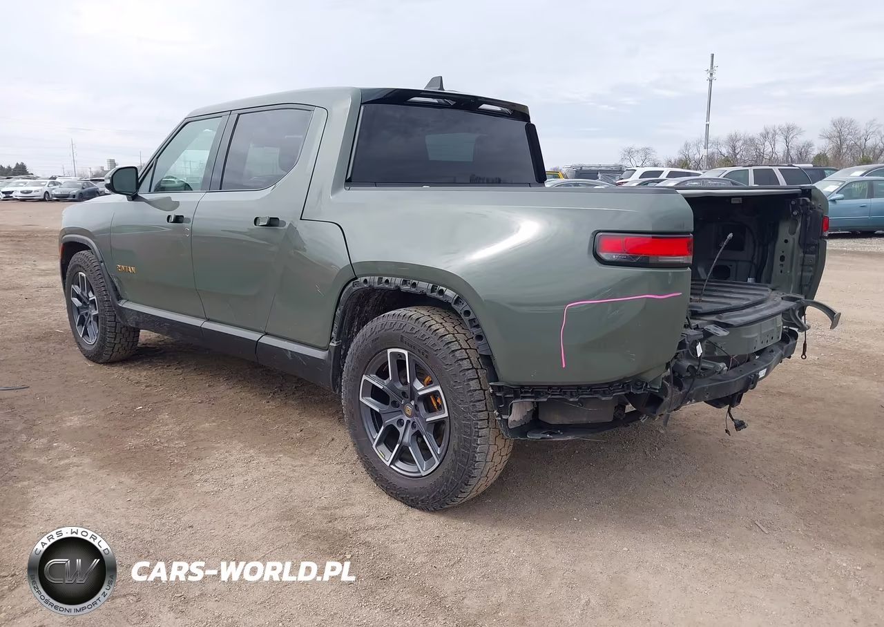 2022 Rivian R1T Launch Edition VIN:7FCTGAAL5NN004914 - 3