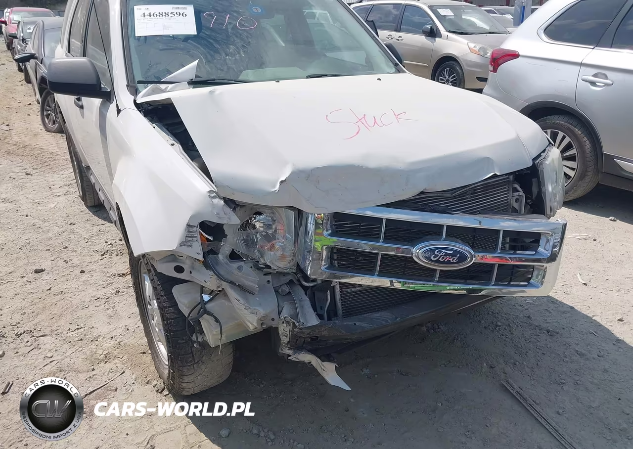 2011 Ford Escape Xlt VIN:1FMCU0D72BKC22910 - 6