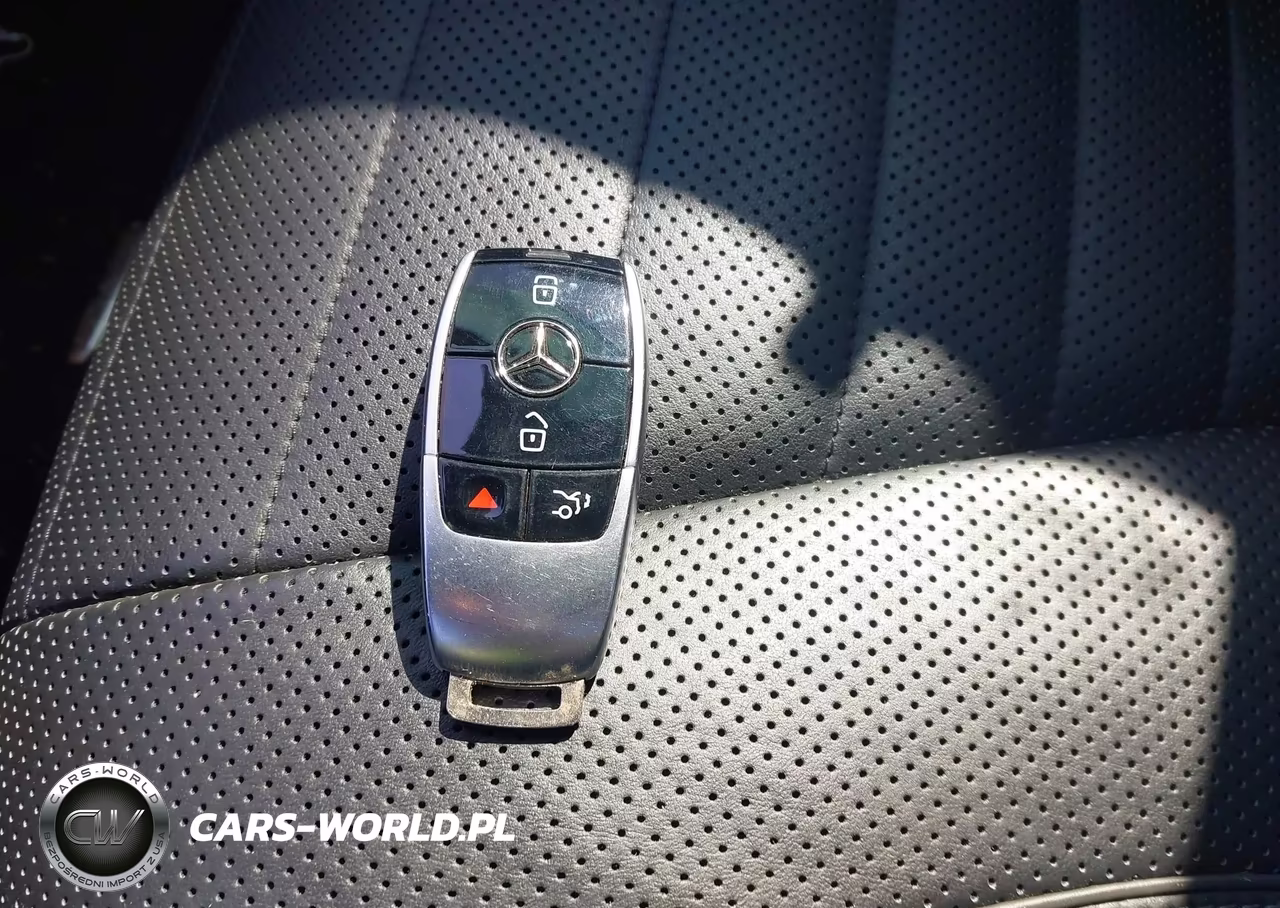 2020 Mercedes-Benz S 560 VIN:WDDUG8DB2LA519711 - 11