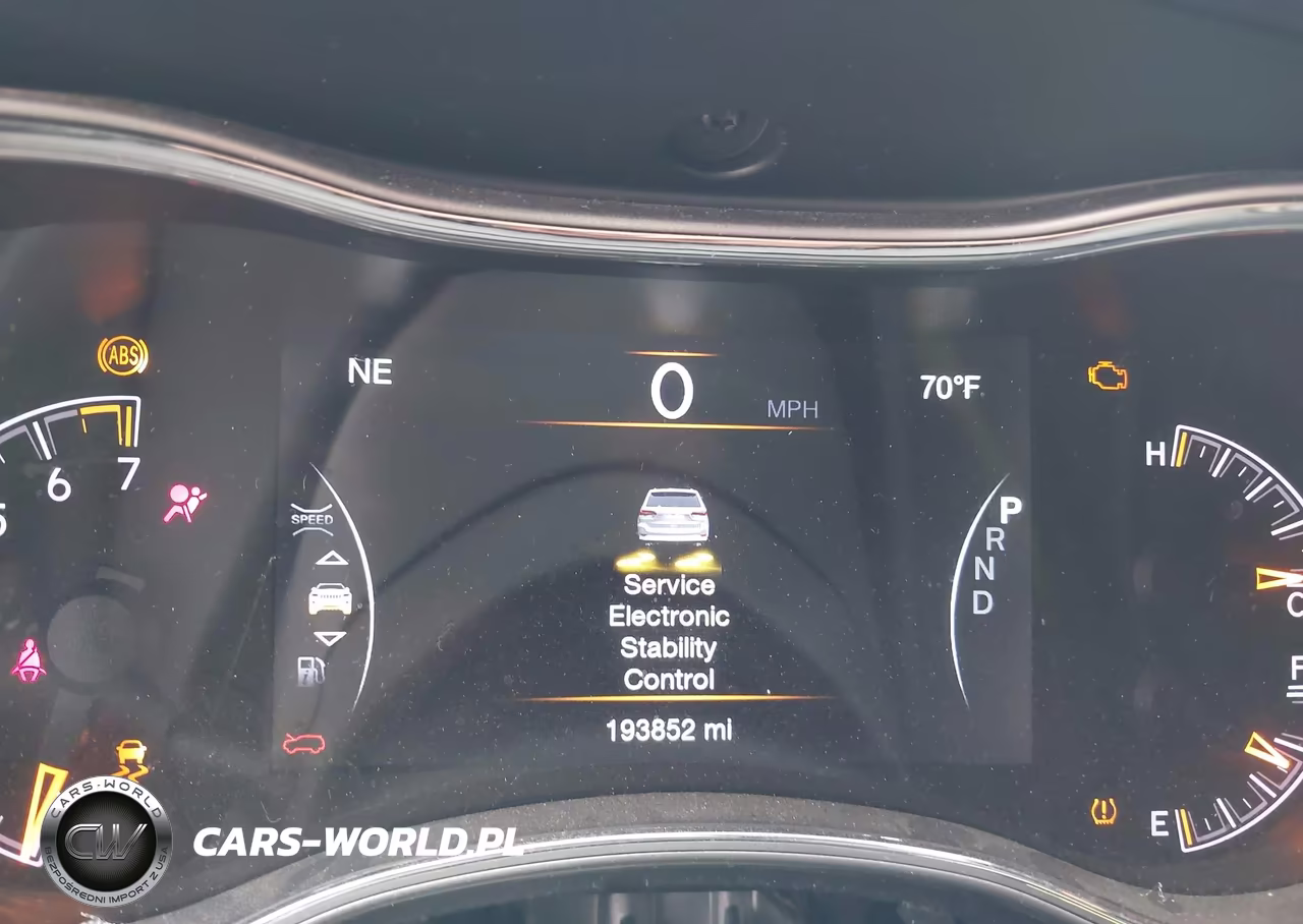 2018 Jeep Grand Cherokee Laredo E 4X2 VIN:1C4RJEAG7JC361898 - 7