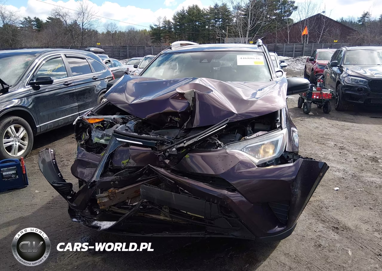 2018 Toyota Rav4 Le VIN:2T3BFREV0JW812153 - 12