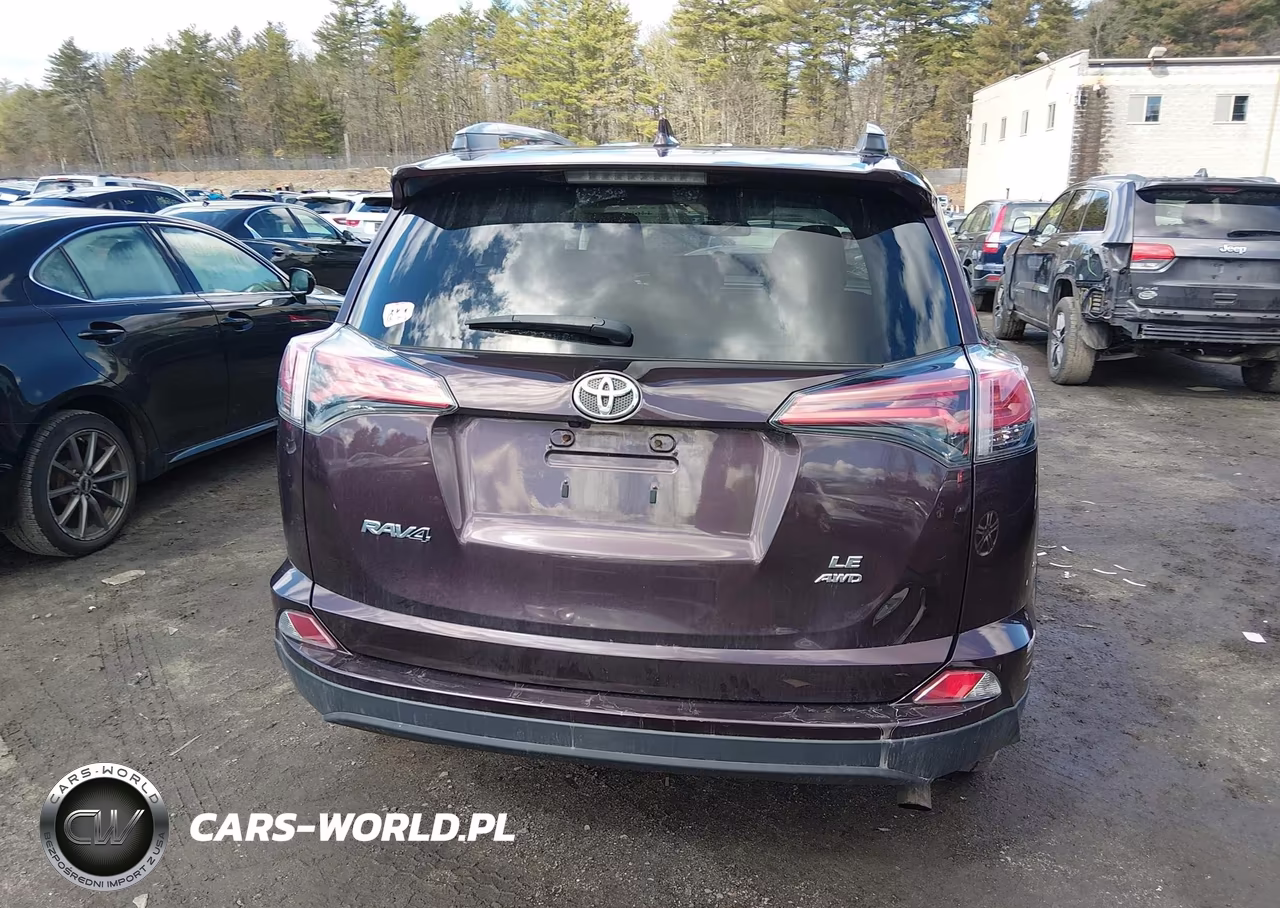 2018 Toyota Rav4 Le VIN:2T3BFREV0JW812153 - 16