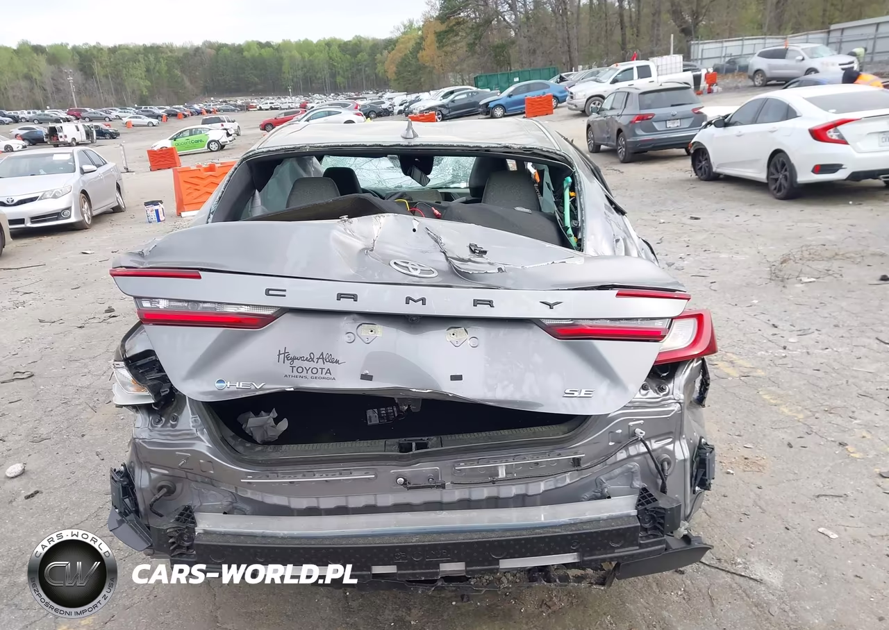 2026 Toyota Camry Se VIN:4T1DAACK9TU670799 - 15