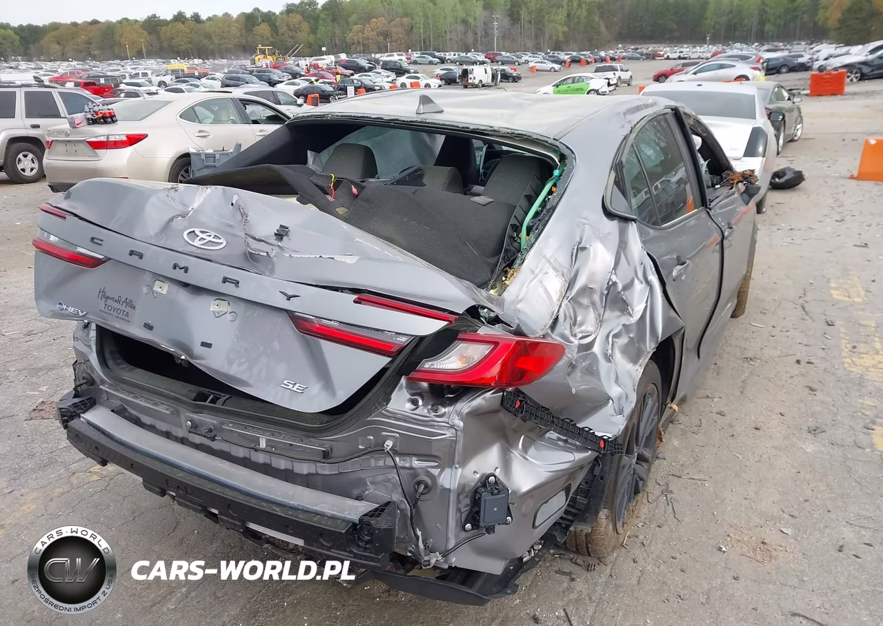 2026 Toyota Camry Se VIN:4T1DAACK9TU670799 - 4