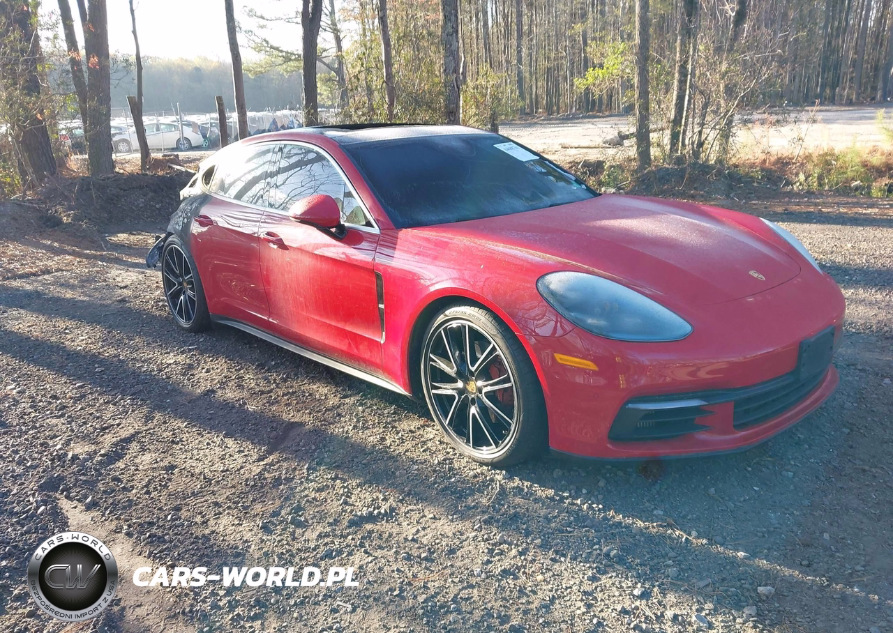 2018 Porsche Panamera 4S
