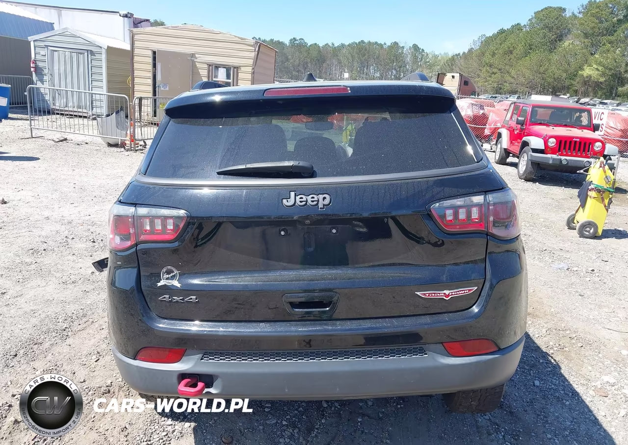 2018 Jeep Compass Trailhawk 4X4 VIN:3C4NJDDB8JT451509 - 16