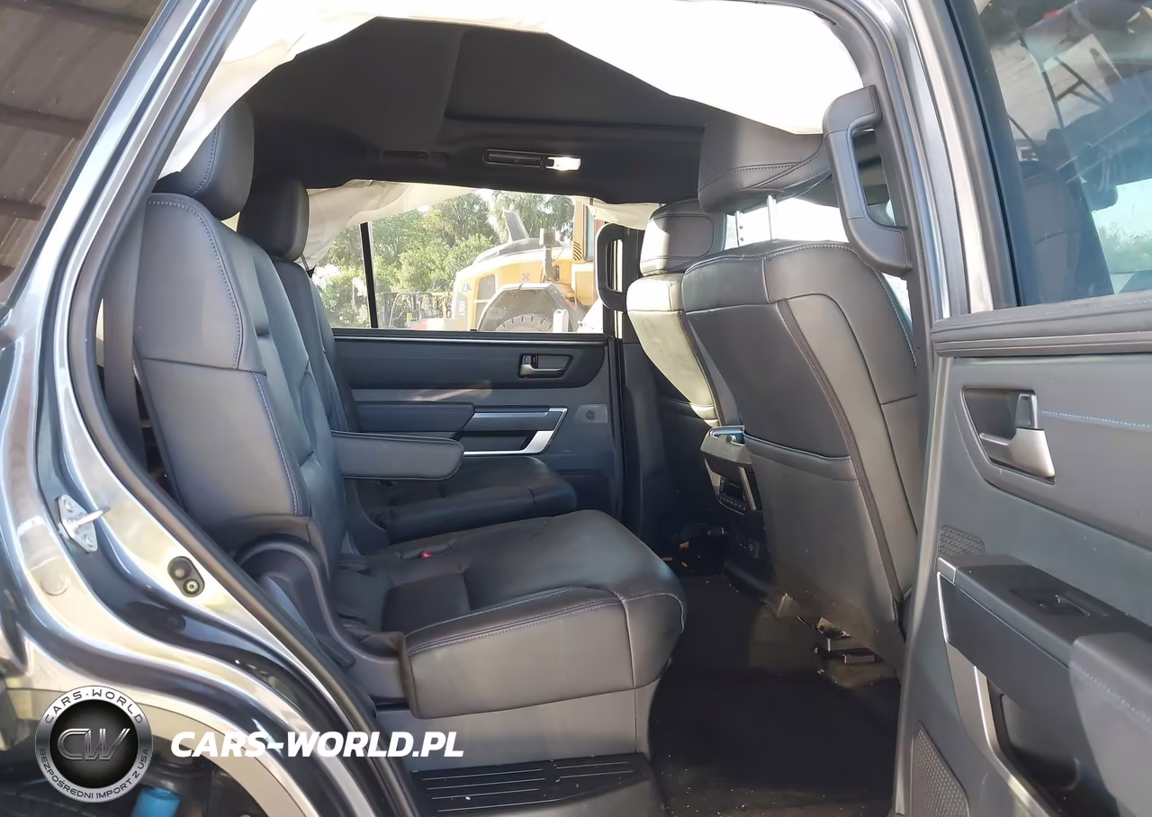 2026 Toyota Sequoia Platinum VIN:7SVAAABA7TX080993 - 8