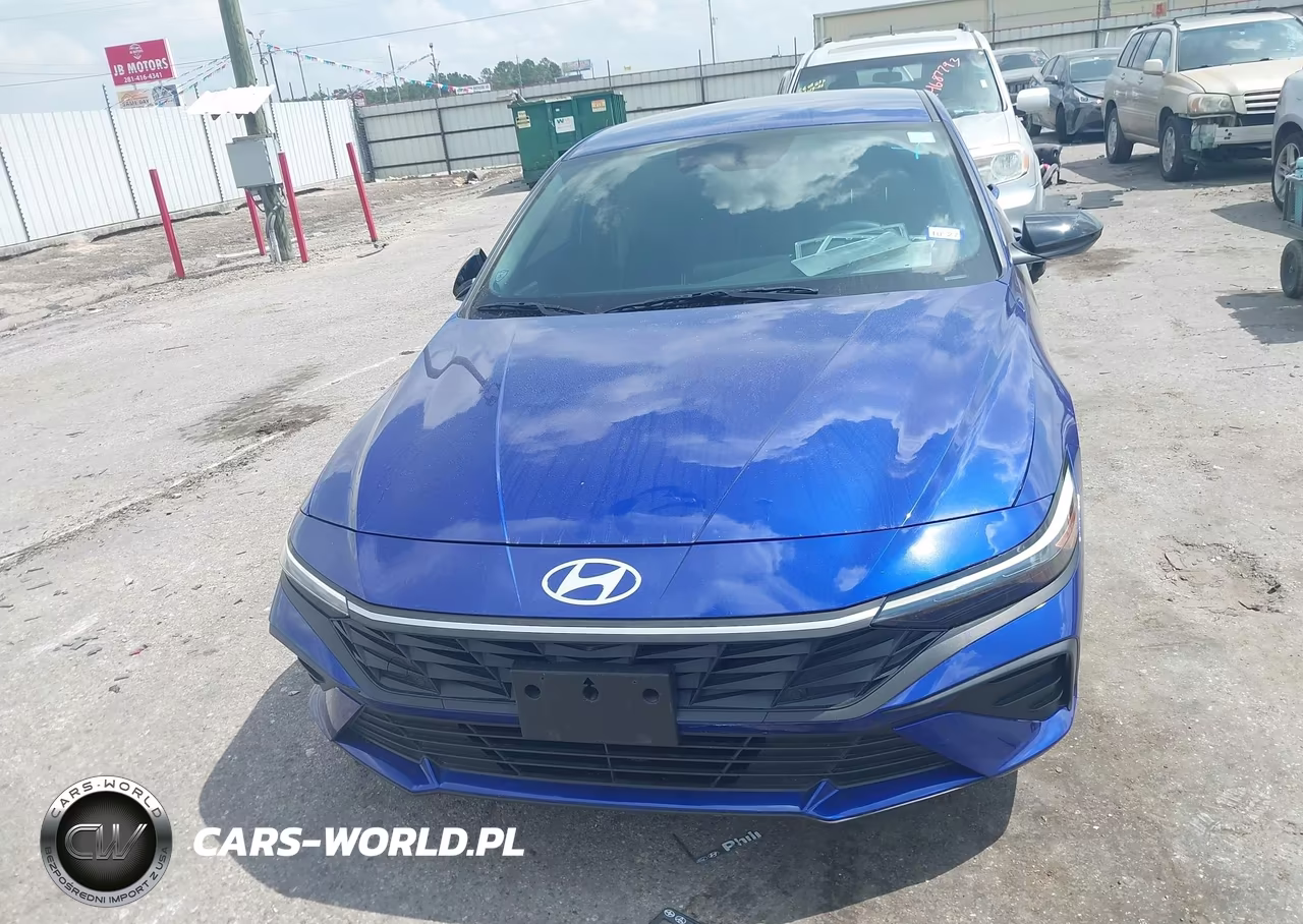 2025 Hyundai Elantra Sel Sport VIN:KMHLM4DG2SU978698 - 12