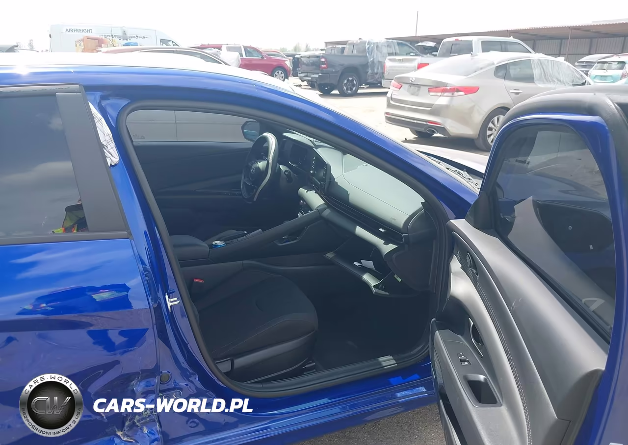 2025 Hyundai Elantra Sel Sport VIN:KMHLM4DG2SU978698 - 5