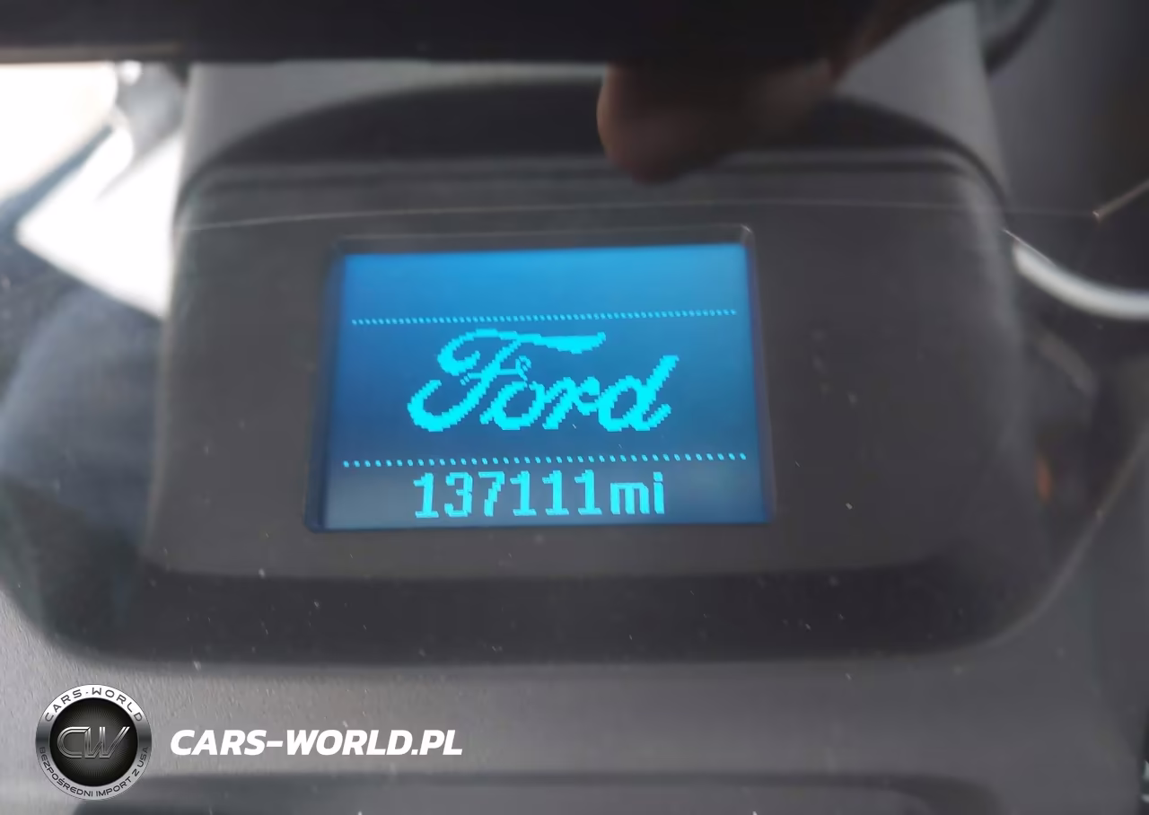 2017 Ford Transit-150 VIN:1FTYE1YM5HKA37790 - 15