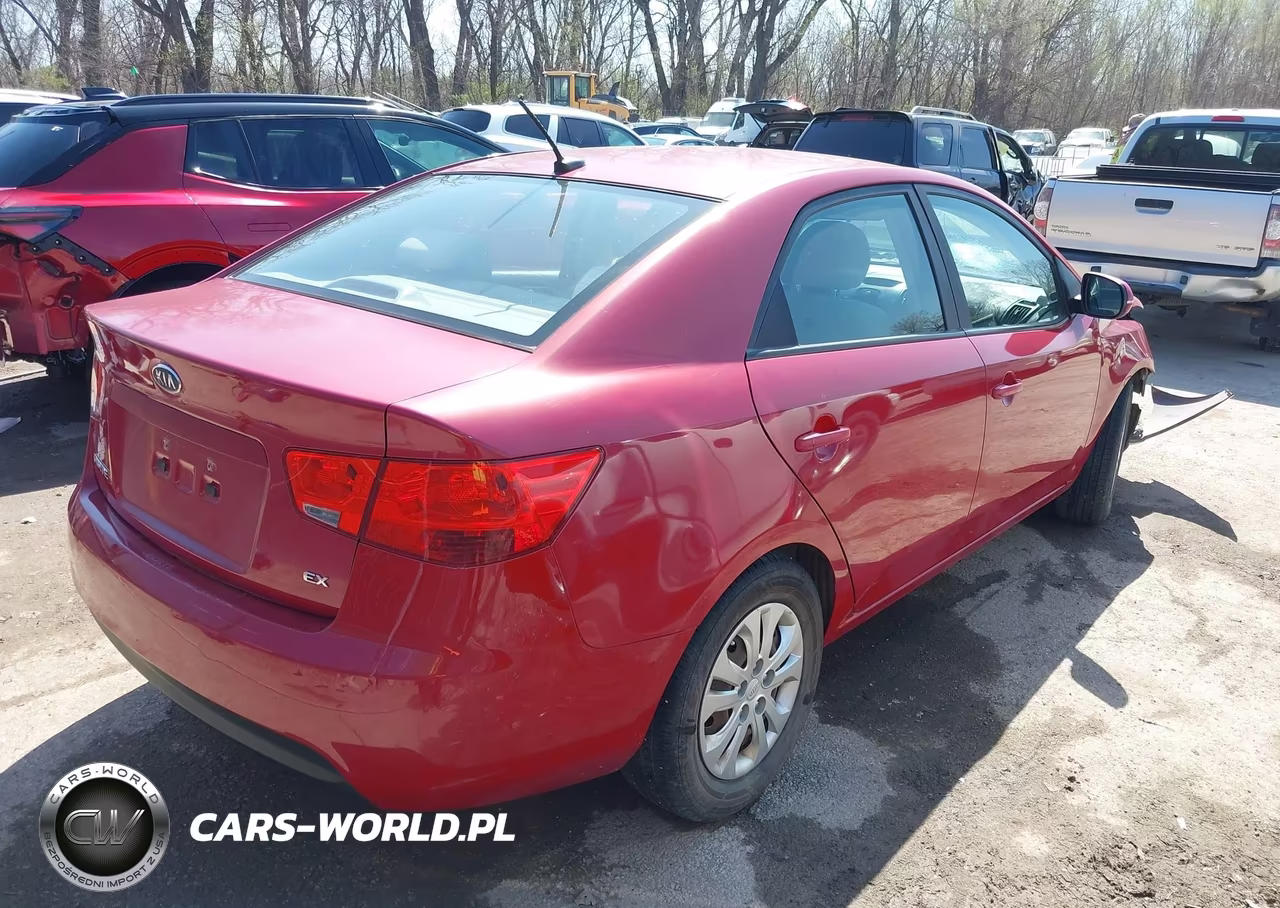 2013 Kia Forte Ex VIN:KNAFU4A28D5735904 - 4