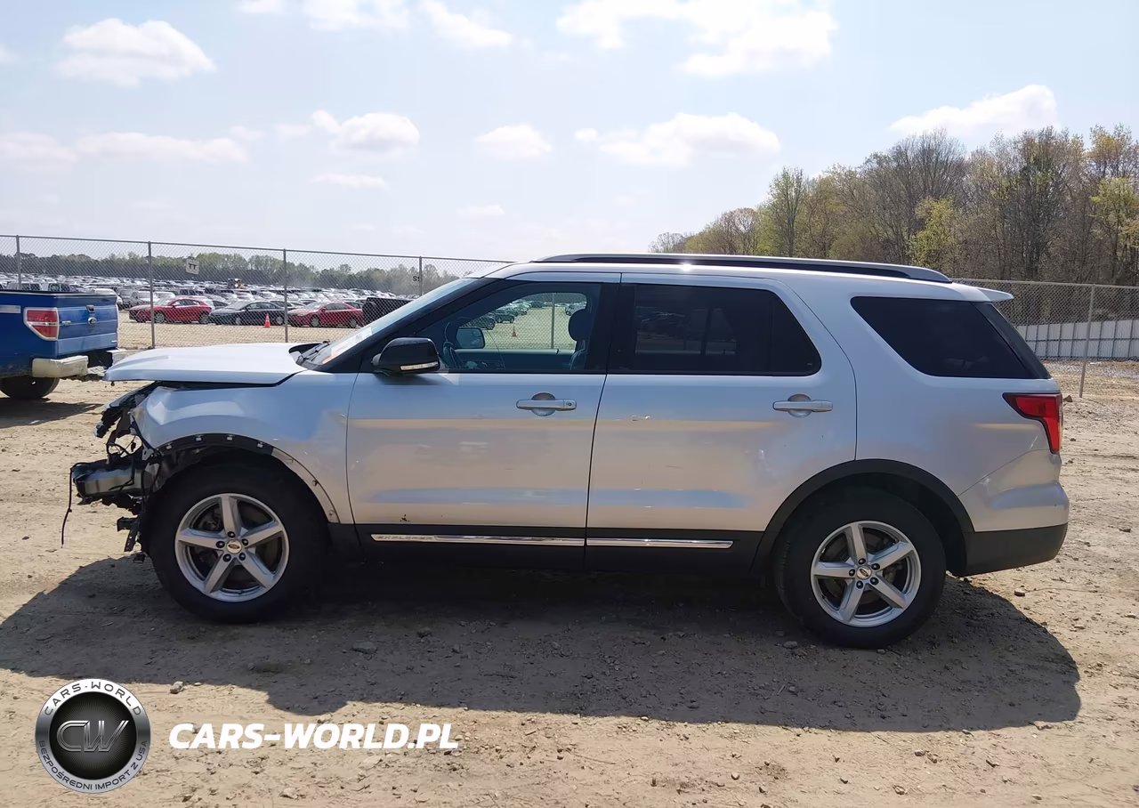2016 Ford Explorer Xlt VIN:1FM5K7D86GGC01231 - 15