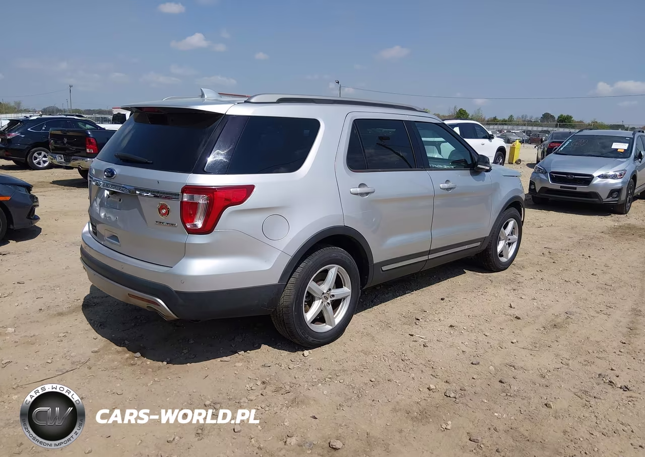 2016 Ford Explorer Xlt VIN:1FM5K7D86GGC01231 - 4
