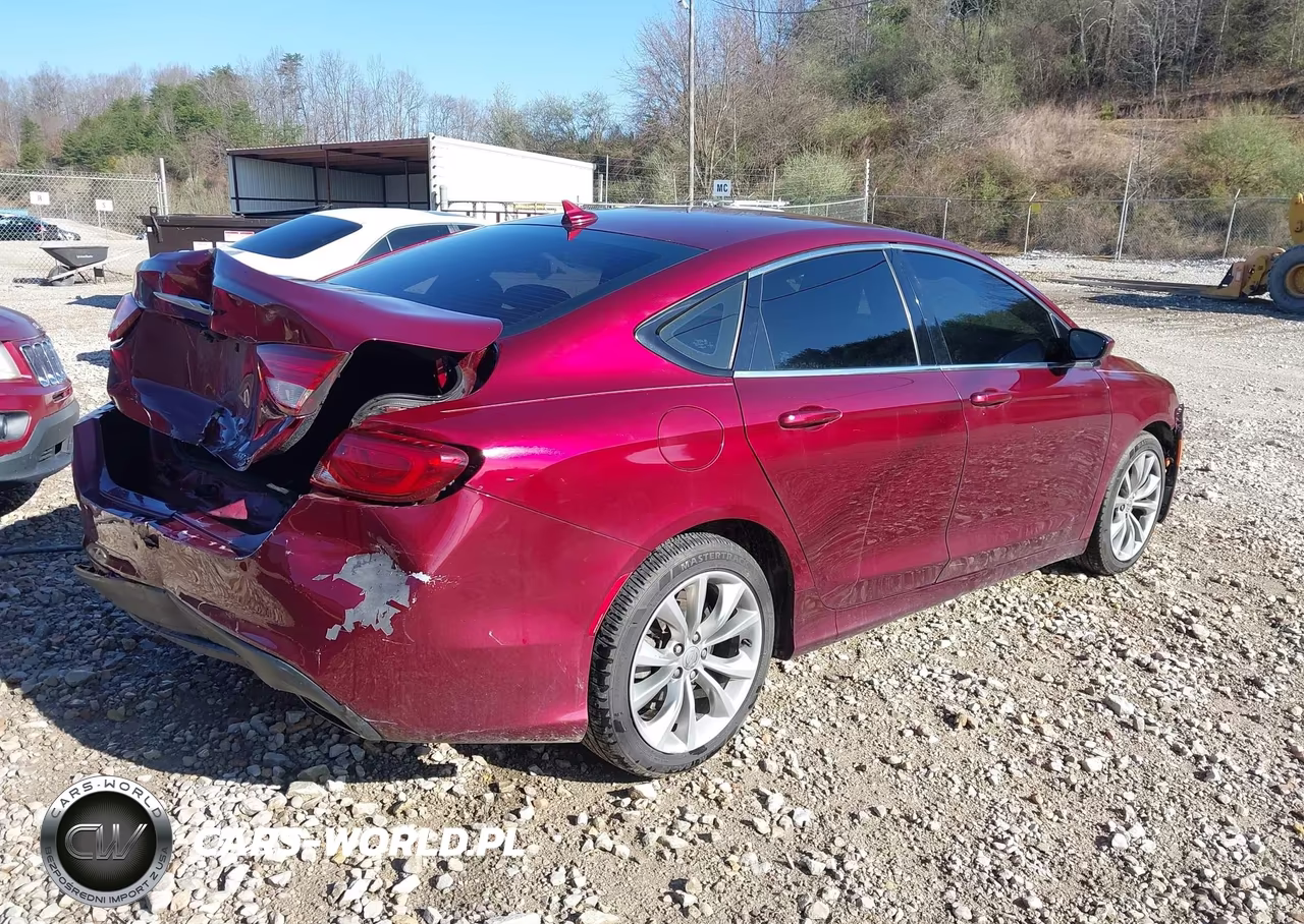 2015 Chrysler 200 S VIN:1C3CCCBB3FN635878 - 4