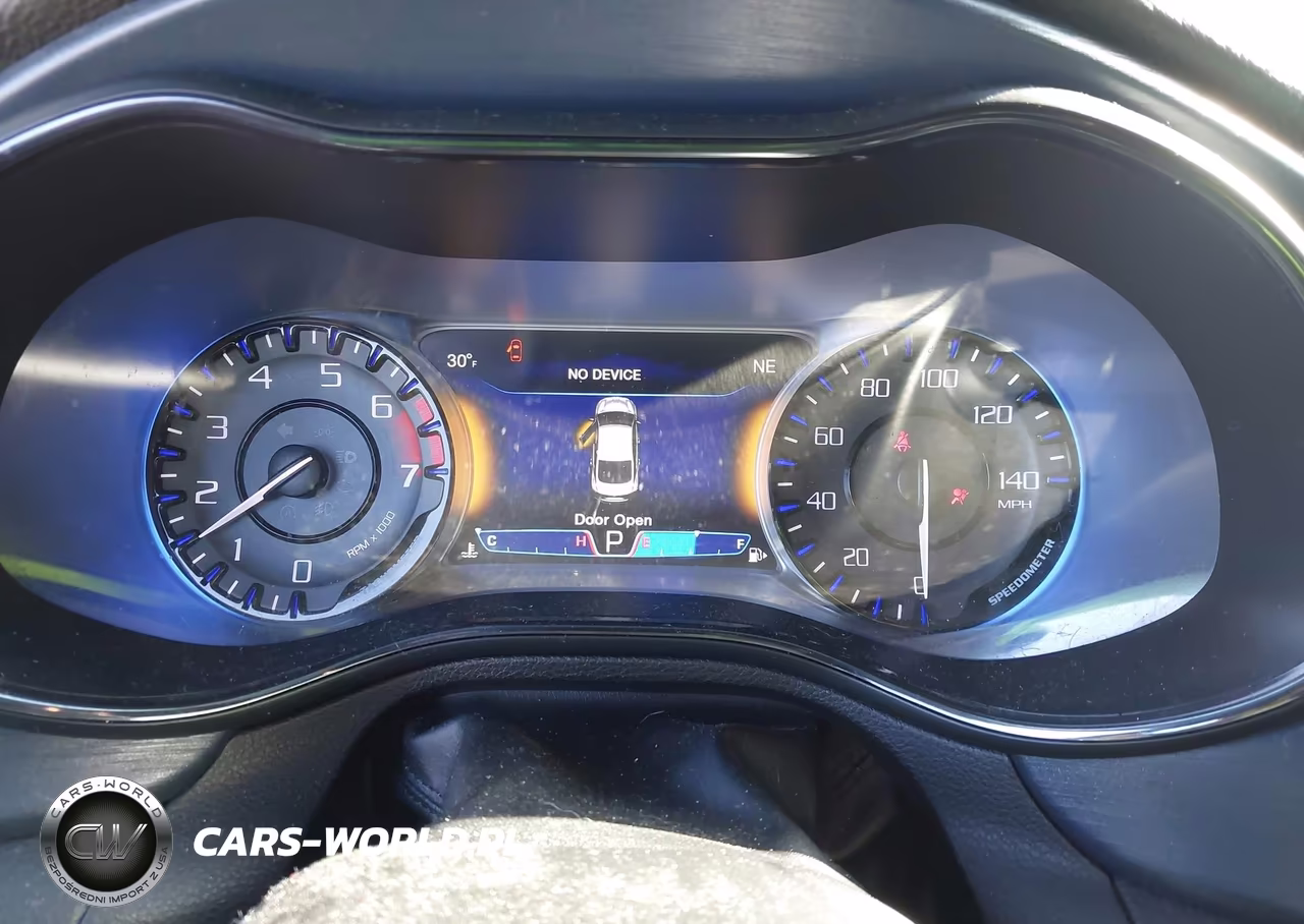 2015 Chrysler 200 S VIN:1C3CCCBB3FN635878 - 7