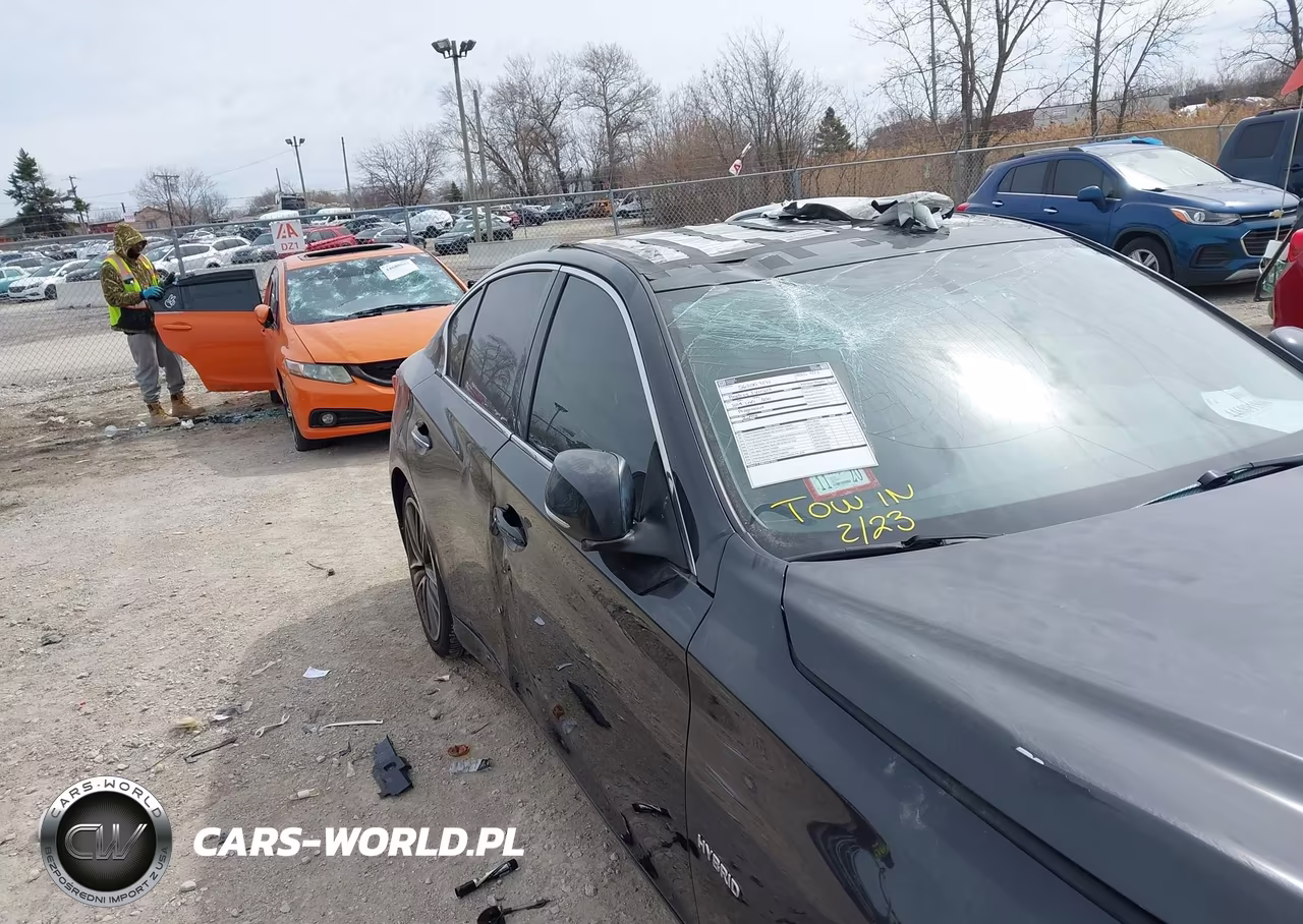 2014 Infiniti Q50 Hybrid Sport VIN:JN1AV7AR6EM703472 - 19