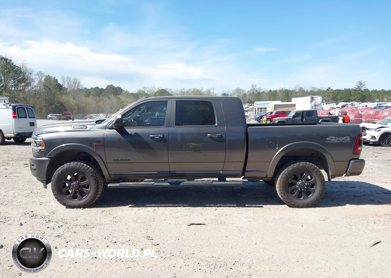 2020 Ram 2500 Laramie 4X4 6'4 Box VIN:3C6UR5NL1LG227597 - 14