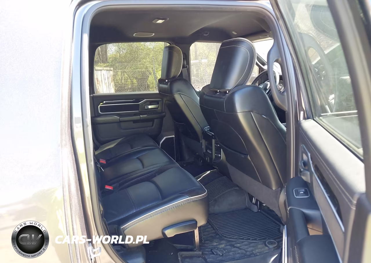 2020 Ram 2500 Laramie 4X4 6'4 Box VIN:3C6UR5NL1LG227597 - 8