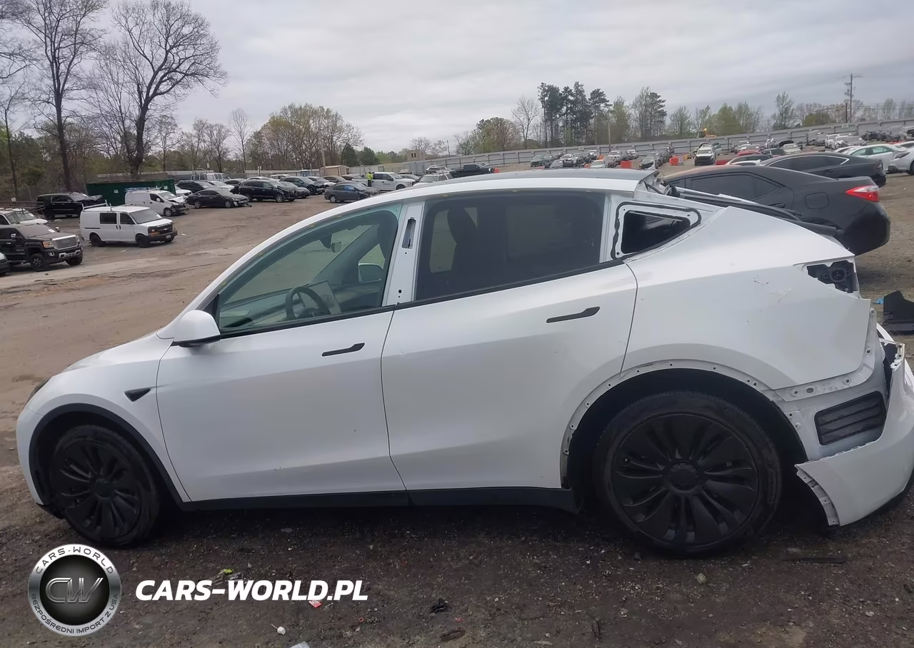 2023 Tesla Model Y Awd-Long Range Dual Motor All-Wheel Drive VIN:7SAYGAEE3PF861227 - 15