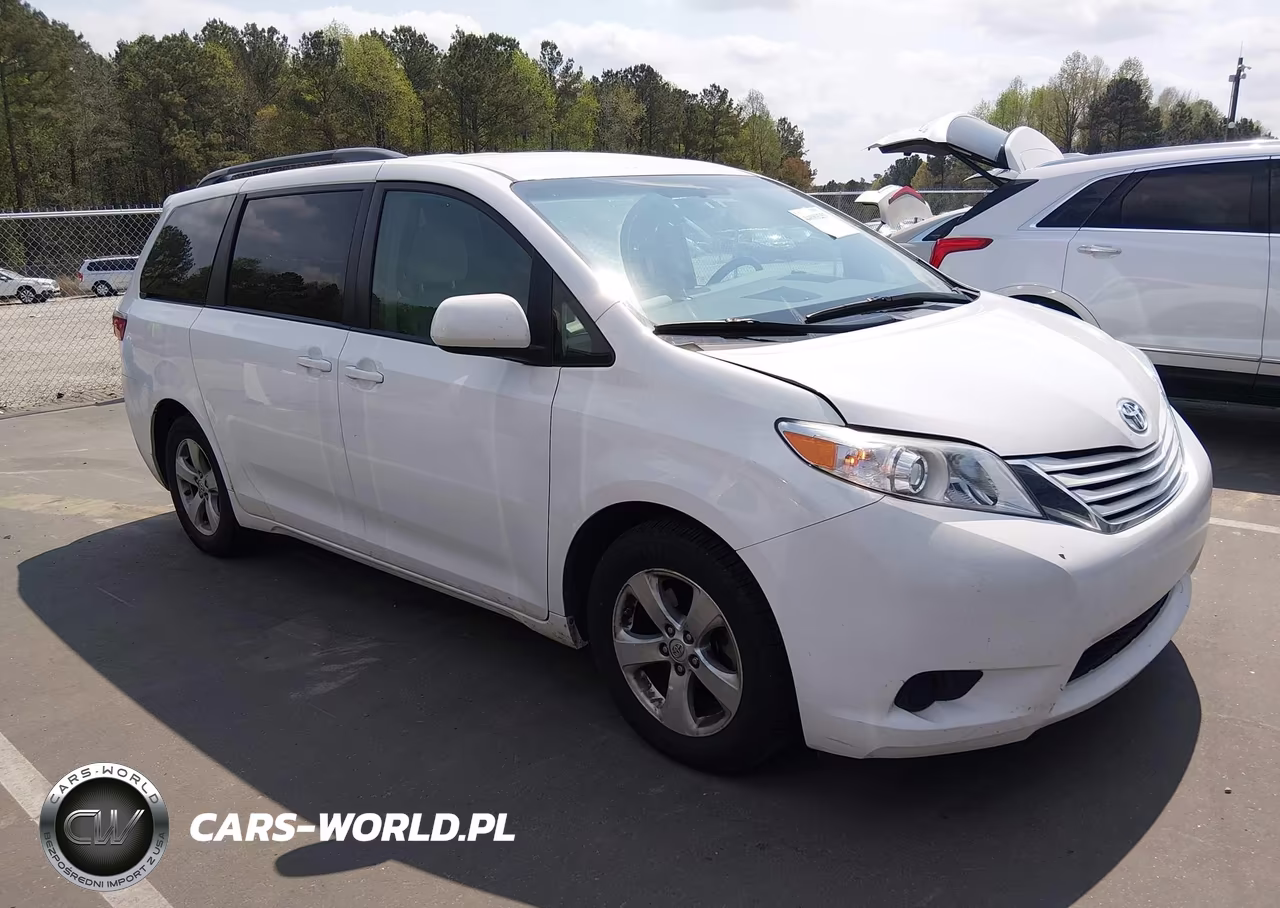 2017 Toyota Sienna Le 8 Passenger