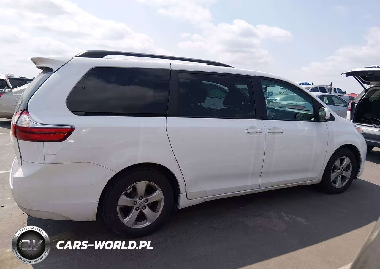 2017 Toyota Sienna Le 8 Passenger VIN:5TDKZ3DC9HS835124 - 13