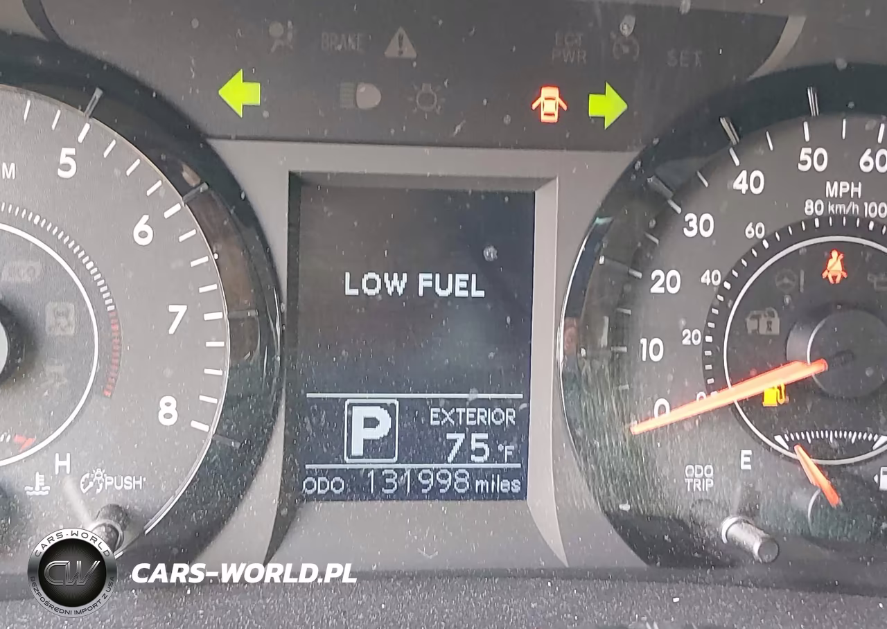 2017 Toyota Sienna Le 8 Passenger VIN:5TDKZ3DC9HS835124 - 15