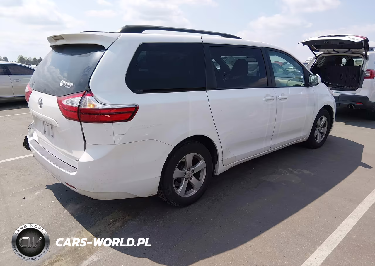 2017 Toyota Sienna Le 8 Passenger VIN:5TDKZ3DC9HS835124 - 4