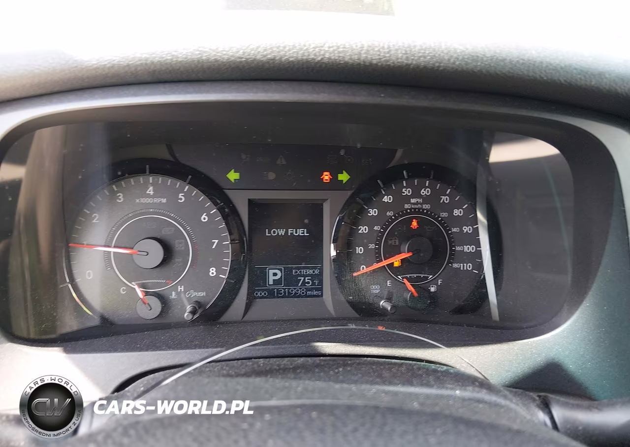 2017 Toyota Sienna Le 8 Passenger VIN:5TDKZ3DC9HS835124 - 7