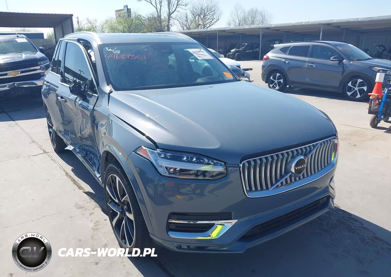 2023 Volvo Xc90 B6 Plus 7-Seater – zdjęcie 1 z 18