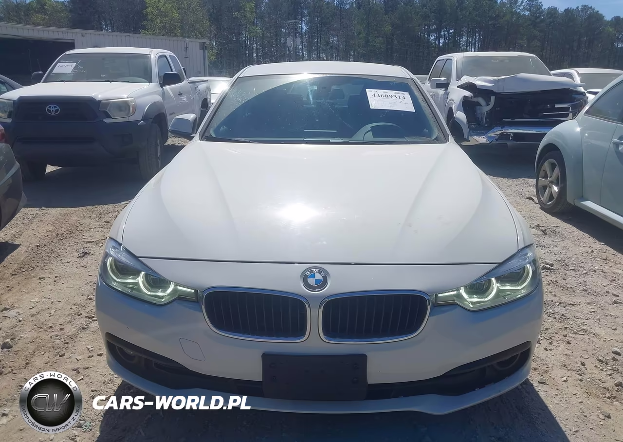 2018 BMW 320I VIN:WBA8A9C54JK623149 - 12