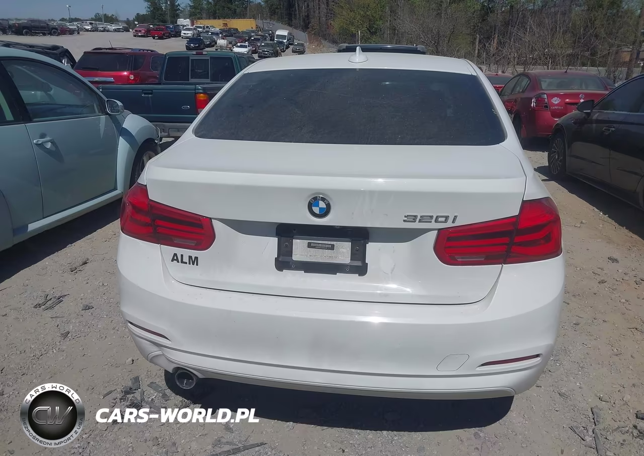 2018 BMW 320I VIN:WBA8A9C54JK623149 - 16