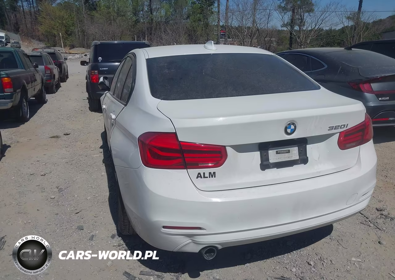 2018 BMW 320I VIN:WBA8A9C54JK623149 - 3