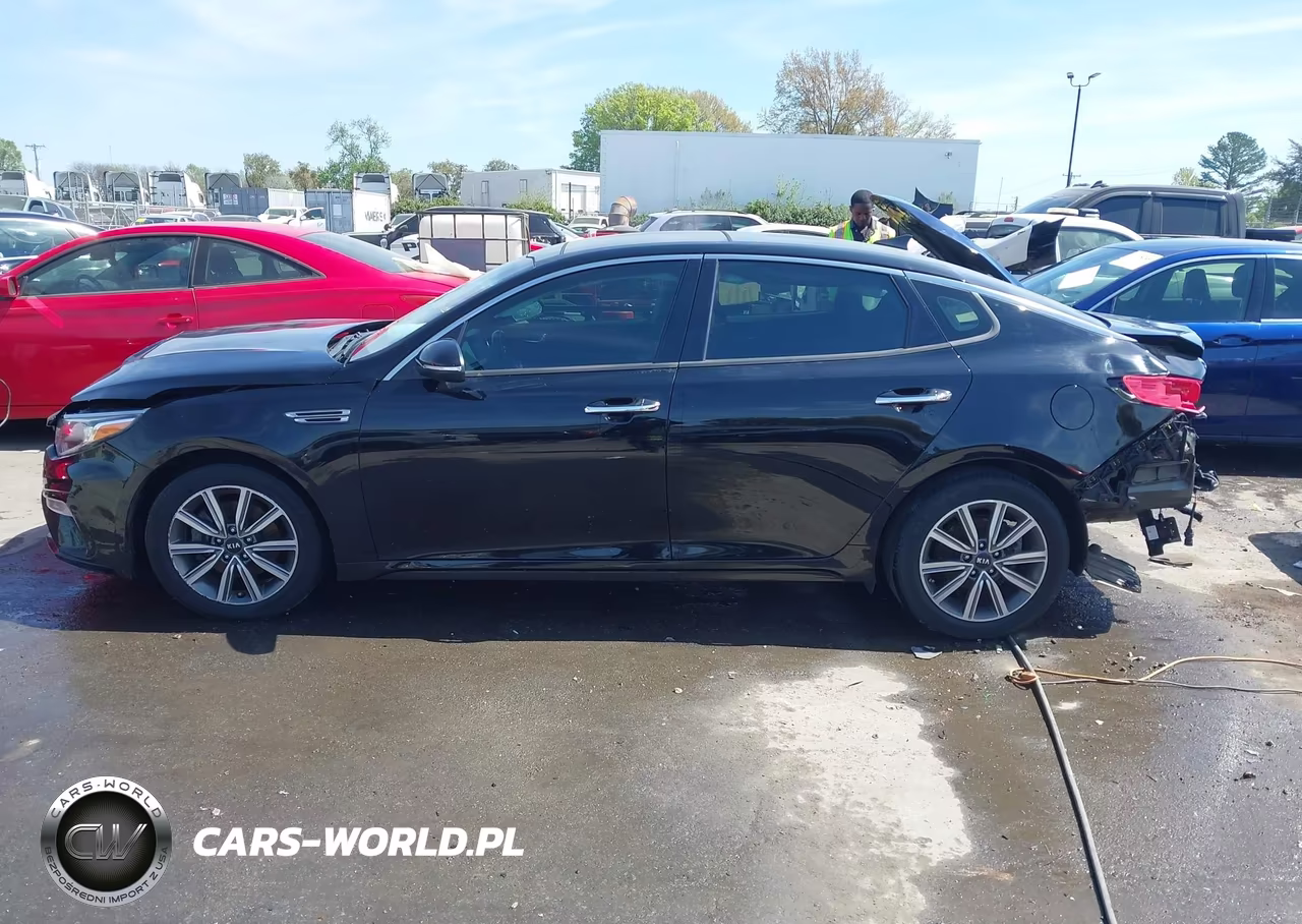 2019 Kia Optima Lx VIN:5XXGT4L38KG300518 - 13