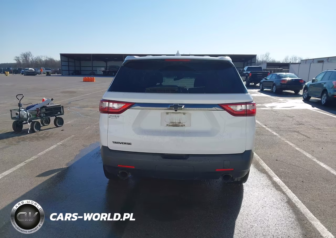 2019 Chevrolet Traverse Ls VIN:1GNERFKW3KJ282588 - 16