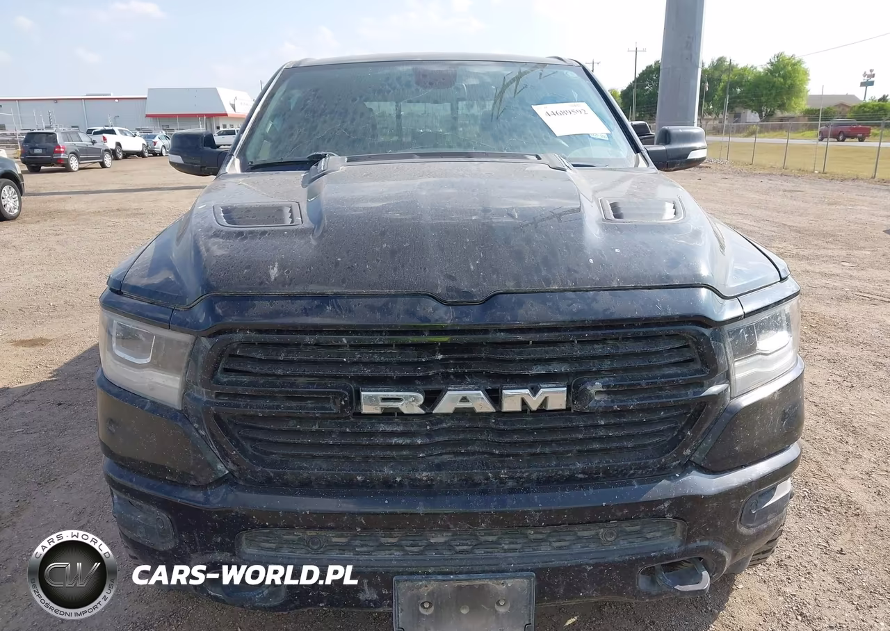 2019 Ram 1500 Laramie 4X4 5'7 Box VIN:1C6SRFJT9KN806989 - 12