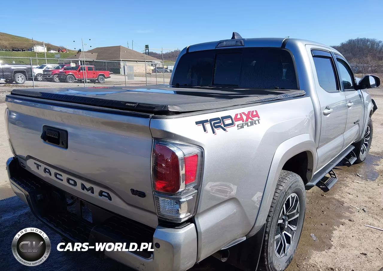 2023 Toyota Tacoma Trd Sport VIN:3TMCZ5AN3PM558426 - 4