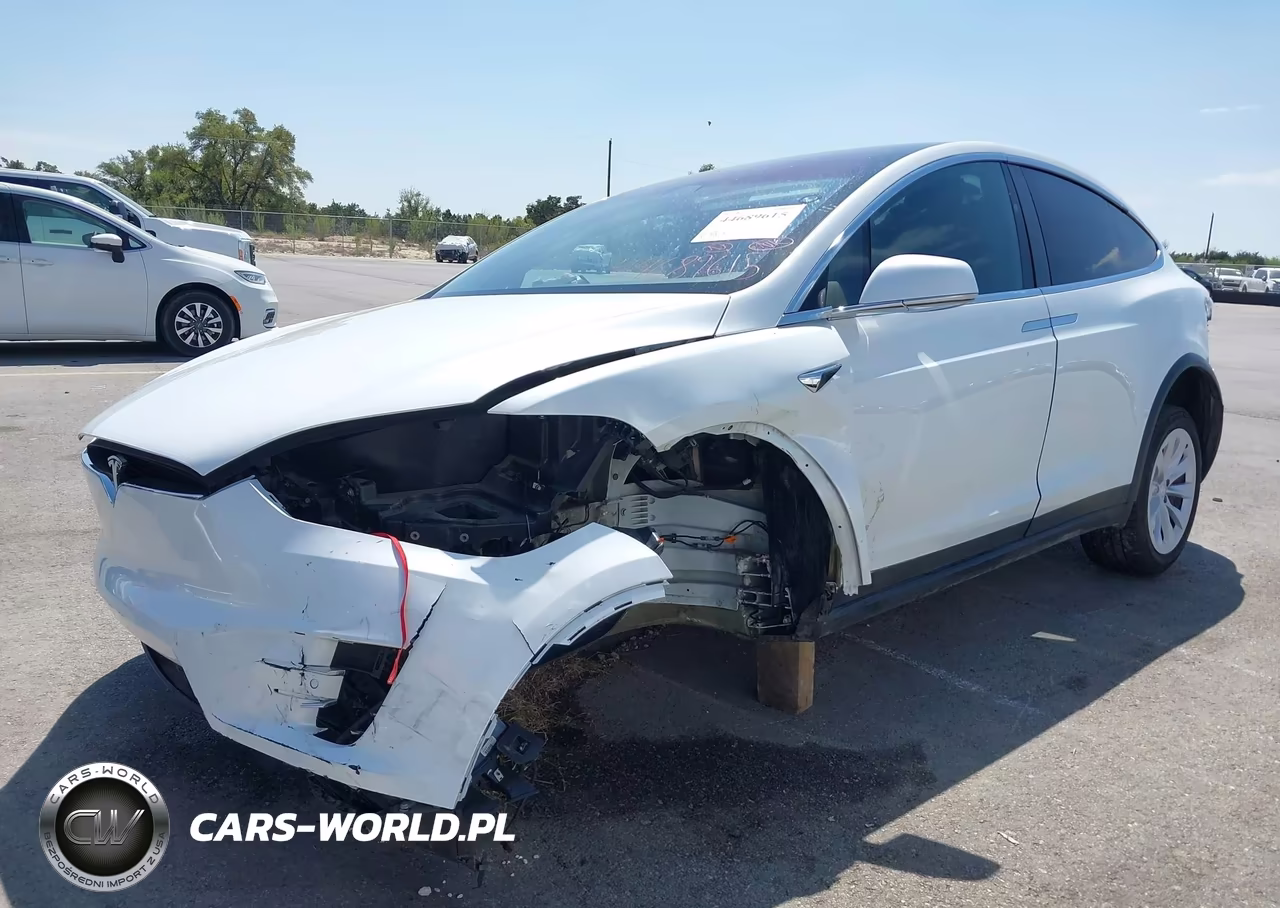 2020 Tesla Model X Long Range Dual Motor All-Wheel Drive-Long Range Plus Dual Motor All-Wheel Drive VIN:5YJXCDE22LF271963 - 2