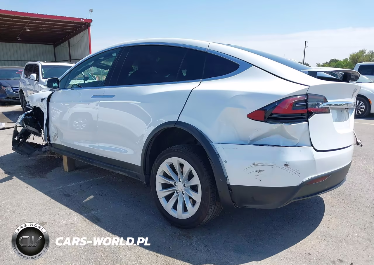 2020 Tesla Model X Long Range Dual Motor All-Wheel Drive-Long Range Plus Dual Motor All-Wheel Drive VIN:5YJXCDE22LF271963 - 3
