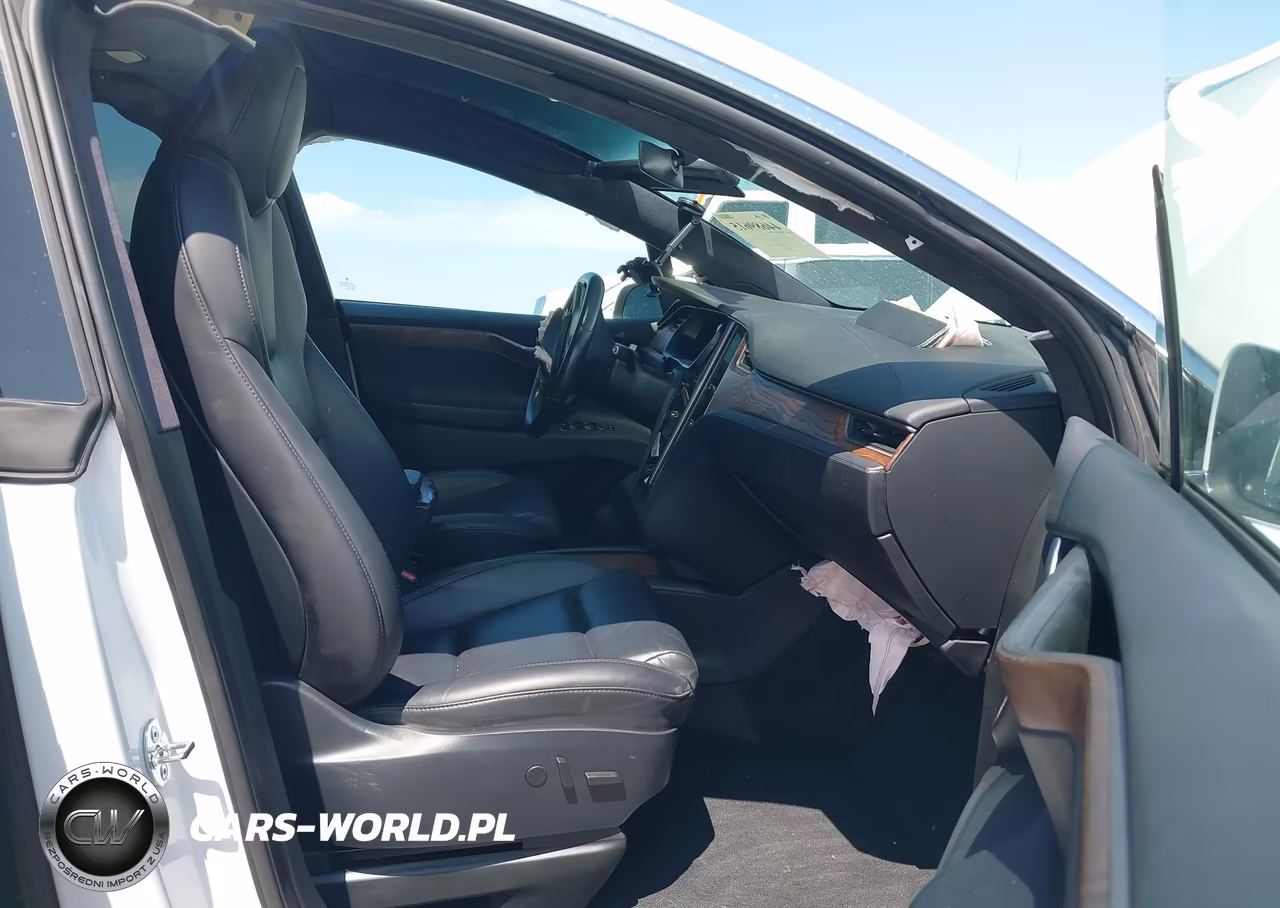 2020 Tesla Model X Long Range Dual Motor All-Wheel Drive-Long Range Plus Dual Motor All-Wheel Drive VIN:5YJXCDE22LF271963 - 5