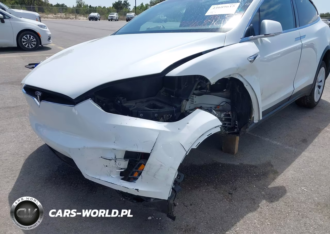 2020 Tesla Model X Long Range Dual Motor All-Wheel Drive-Long Range Plus Dual Motor All-Wheel Drive VIN:5YJXCDE22LF271963 - 6